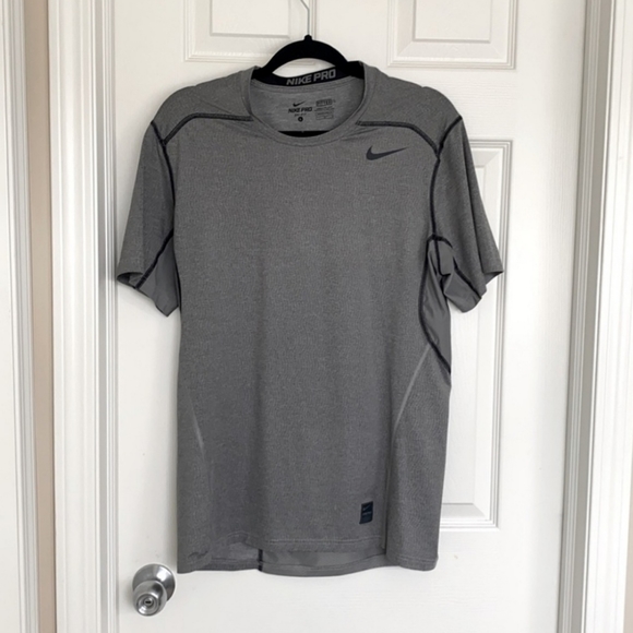 Bundle Nike Dri fit shirts - Picture 6 of 7